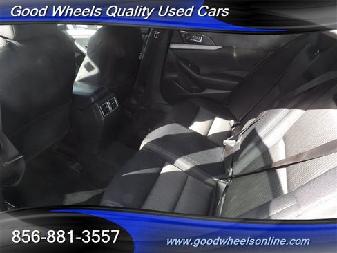 Used 2018 Nissan Maxima 3.5 S image 18