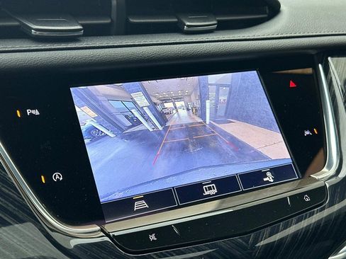 Certified 2024 Cadillac XT6 Premium Luxury image 28