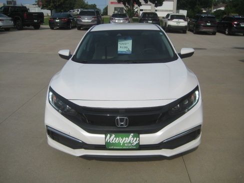 Used 2019 Honda Civic LX image 3