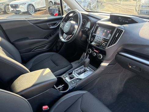 Used 2024 Subaru Forester Premium image 29