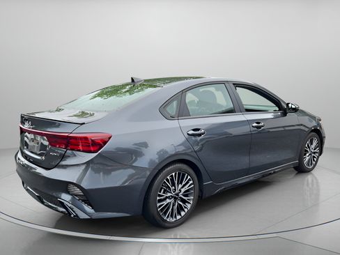 Used 2023 Kia Forte GT-Line w/ GT-Line Premium Package FWD image 6