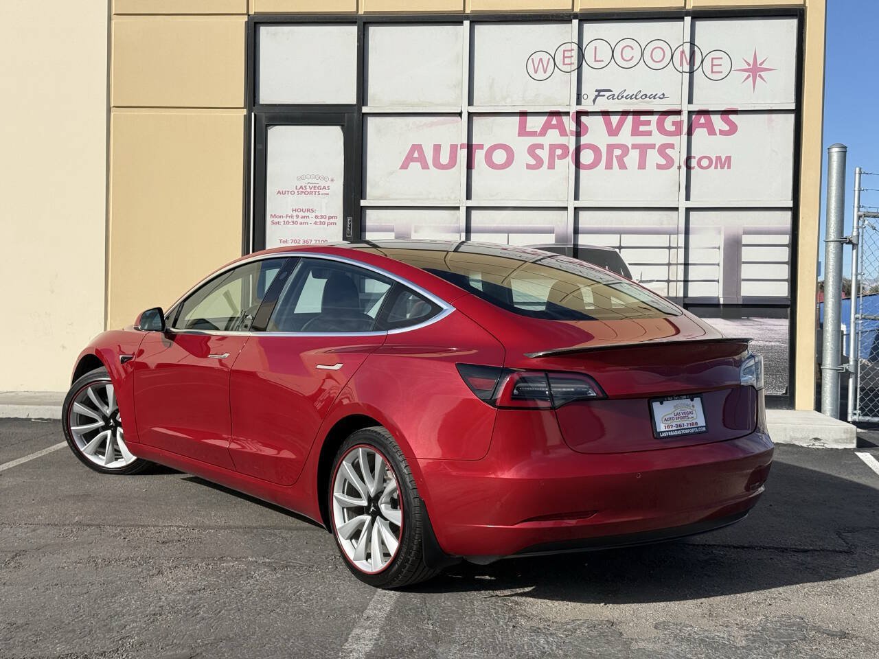 Used 2018 Tesla Model 3 Long Range AWD/4WD image 9