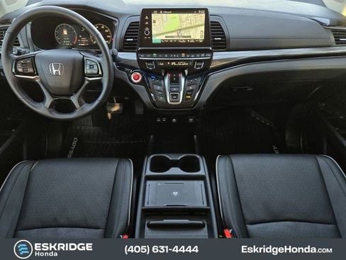 Used 2025 Honda Odyssey Elite image 28