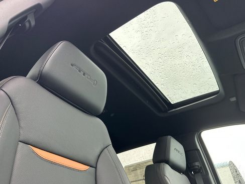 New 2026 GMC Sierra 2500 AT4 w/ Technology Package image 17