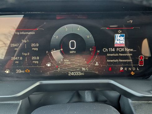 Certified 2025 GMC Acadia Elevation image 24