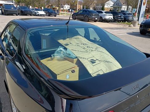 Used 1994 Porsche 968 Coupe image 9