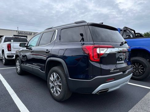 Used 2021 GMC Acadia SLT w/ Premium Package AWD/4WD image 3