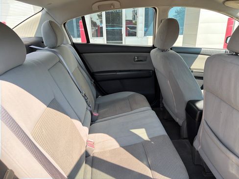 Used 2012 Nissan Sentra 2.0 S FWD image 23