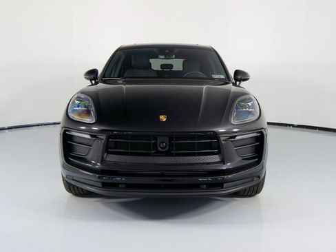 New 2026 Porsche Macan image 13