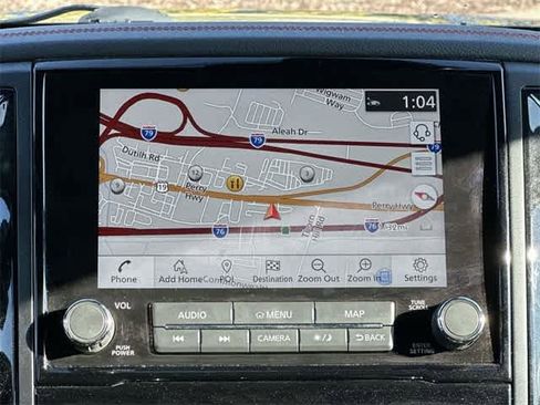 Used 2023 Nissan Titan PRO-4X w/ Pro-4x Convenience Package image 13