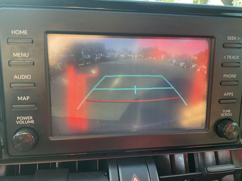 Used 2019 Toyota RAV4 LE w/ All Weather Liner Package AWD/4WD image 19