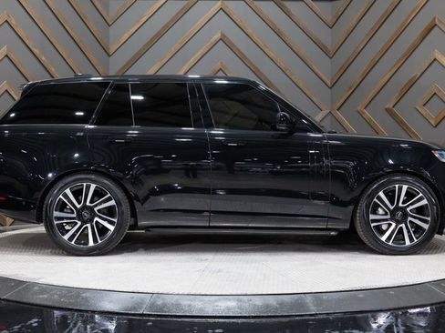 Used 2023 Land Rover Range Rover SE image 23