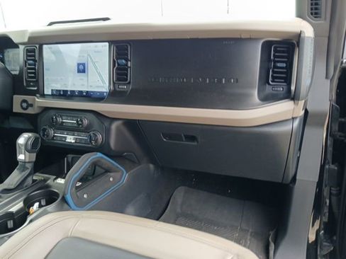 Used 2022 Ford Bronco Wildtrak AWD/4WD image 11