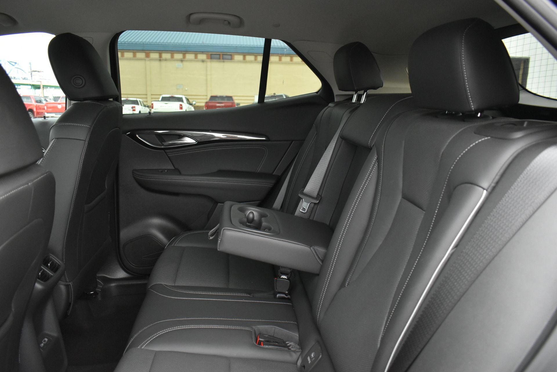 Used 2023 Buick Envision Essence AWD/4WD image 16