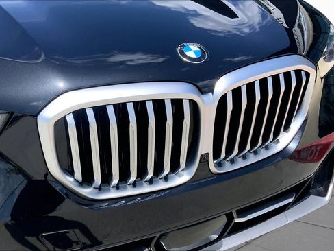 Used 2024 BMW X5 xDrive40i w/ Premium Package AWD/4WD image 29