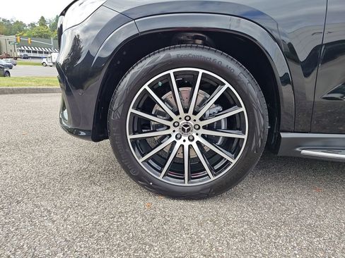 New 2026 Mercedes-Benz GLS 450 4MATIC image 8