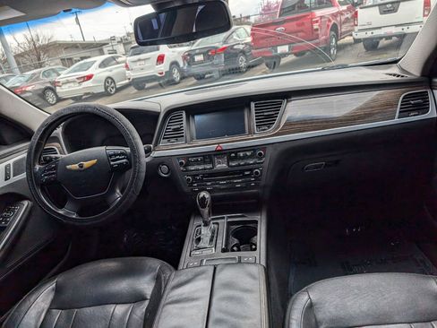 Used 2015 Hyundai Genesis 3.8 w/ Option Group 02 image 14
