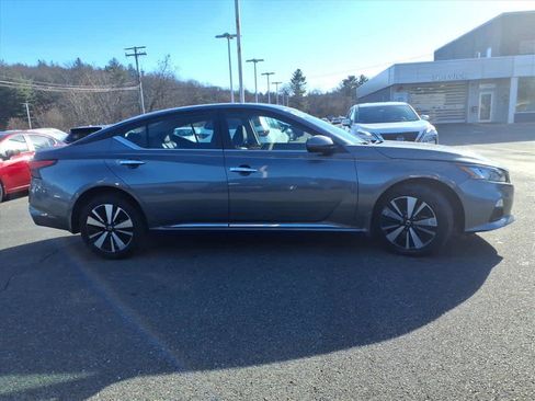 Certified 2022 Nissan Altima 2.5 SV image 4