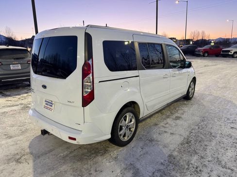 Used 2018 Ford Transit Connect XLT image 5