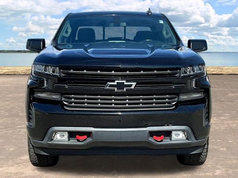 Used 2019 Chevrolet Silverado 1500 RST image 2