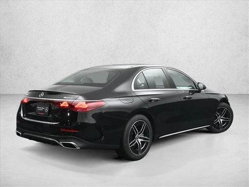 New 2026 Mercedes-Benz E 350 4MATIC Sedan image 2