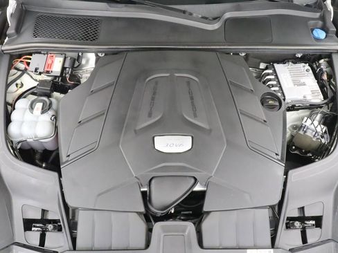 Used 2020 Porsche Cayenne AWD/4WD image 13