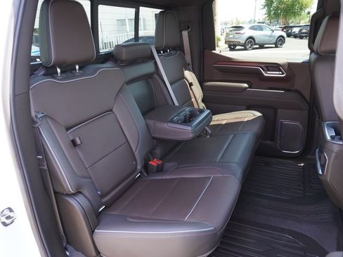 Certified 2024 GMC Sierra 1500 Denali AWD/4WD image 10