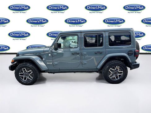 Used 2024 Jeep Wrangler Unlimited Sahara AWD/4WD image 4