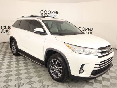 Used 2019 Toyota Highlander XLE
