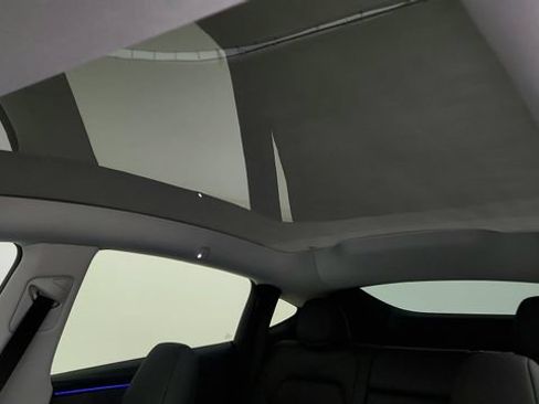 Used 2026 Tesla Model Y Long Range RWD image 95