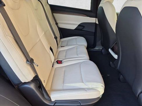 Used 2022 Tesla Model X AWD/4WD image 20