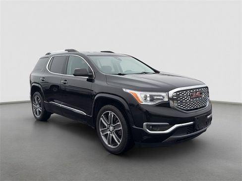Used 2017 GMC Acadia Denali w/ Technology Package image 8