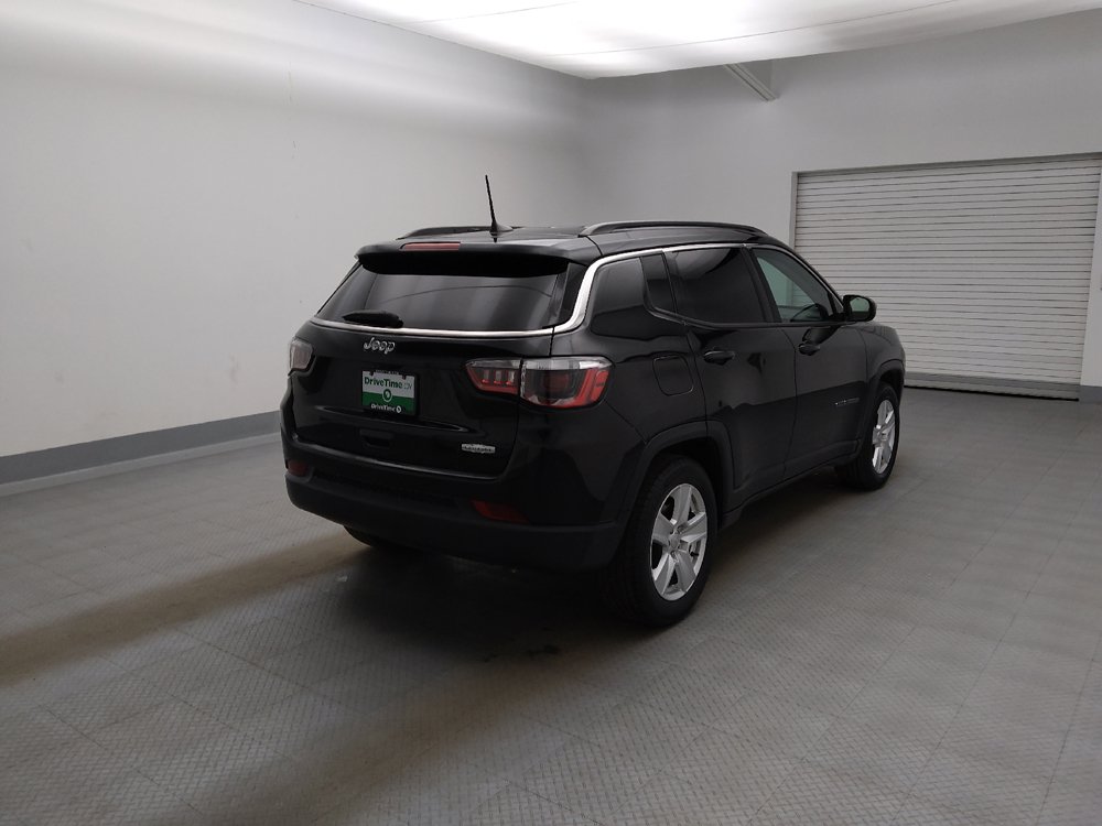 Used 2022 Jeep Compass Latitude FWD image 9