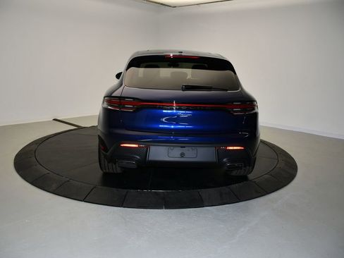 New 2026 Porsche Macan AWD/4WD image 6