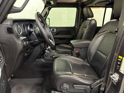 Used 2021 Jeep Gladiator Overland w/ Popular Equipment Package AWD/4WD image 14
