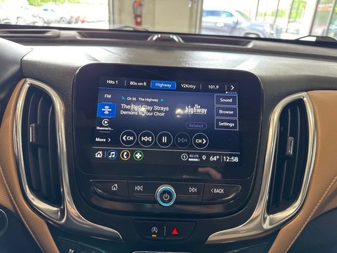 Used 2023 Chevrolet Equinox Premier AWD/4WD image 27