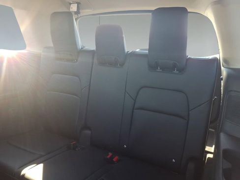 New 2026 Nissan Pathfinder Platinum image 29