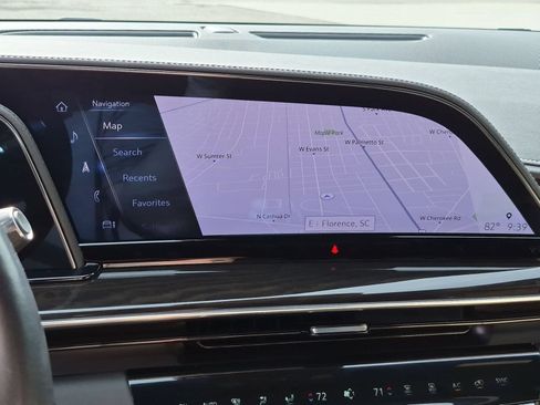 Certified 2023 Cadillac Escalade Premium Luxury w/ Performance Package AWD/4WD image 14