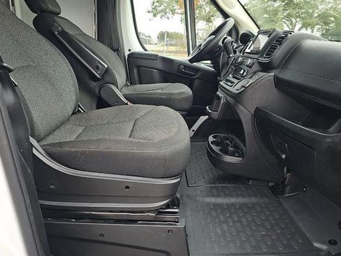 Used 2023 RAM ProMaster 2500 image 6