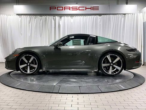 New 2026 Porsche 911 Targa 4S image 2