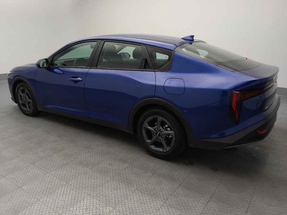 Used 2025 Kia K4 FWD image 3