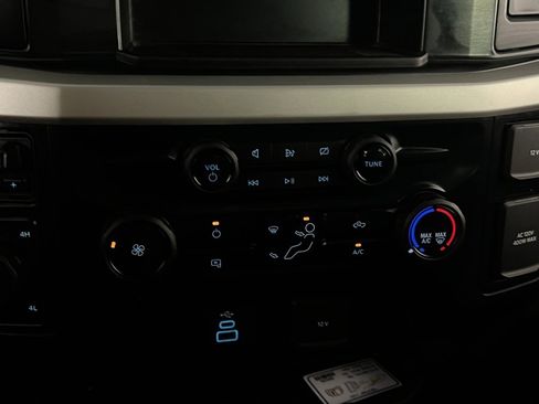 Used 2024 Ford F350 XLT w/ FX4 Off-Road Package image 19