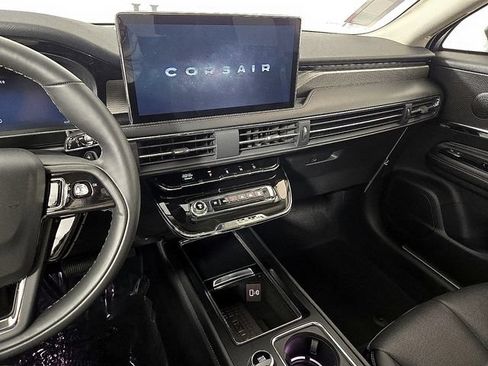 Used 2026 Lincoln Corsair Reserve FWD image 15