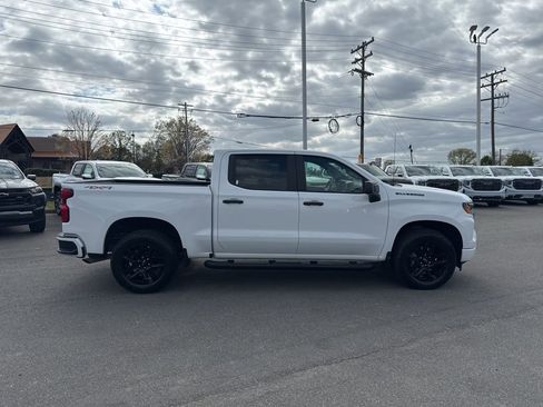 Used 2024 Chevrolet Silverado 1500 Custom AWD/4WD image 6