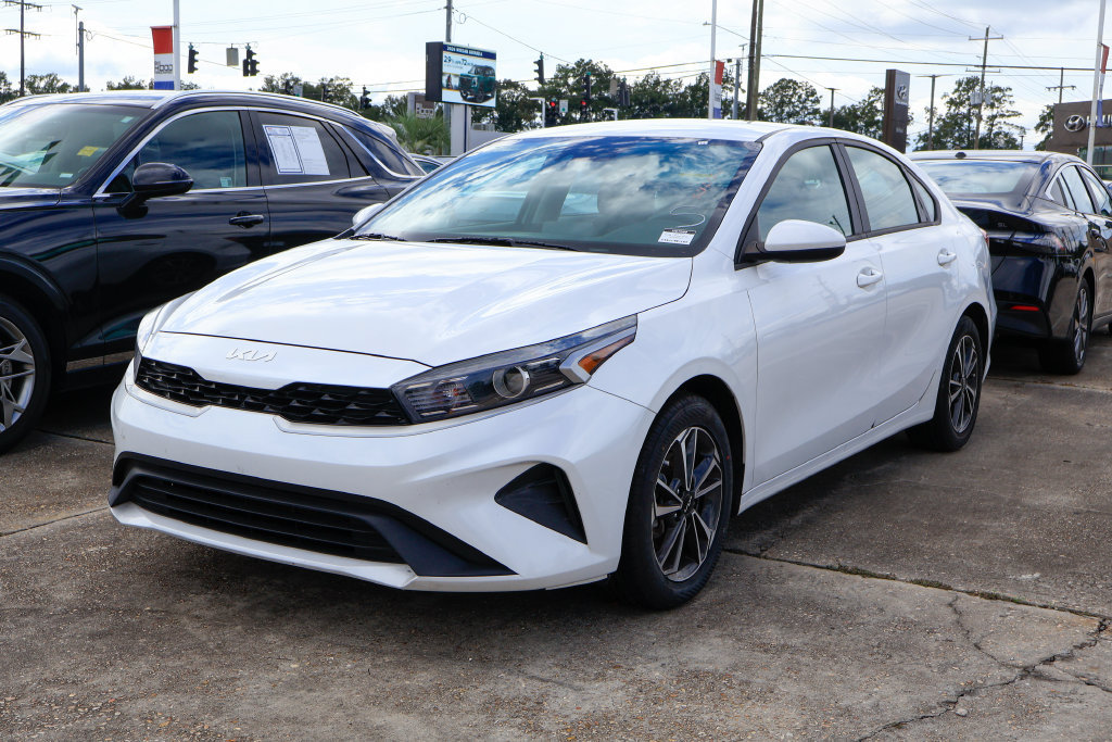 Used 2024 Kia Forte LXS FWD image 1