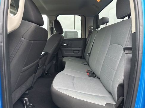 Used 2024 RAM 1500 Classic SLT AWD/4WD image 16