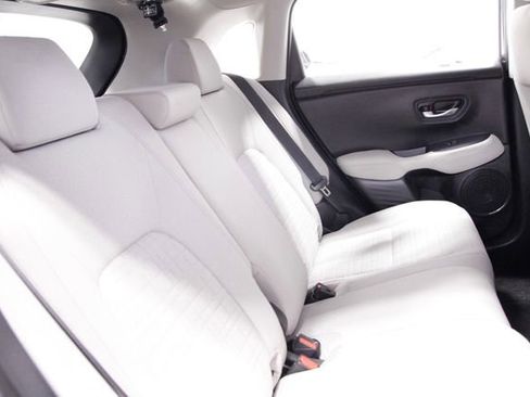 Certified 2023 Honda HR-V LX image 19