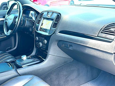 Used 2022 Chrysler 300 S RWD image 23