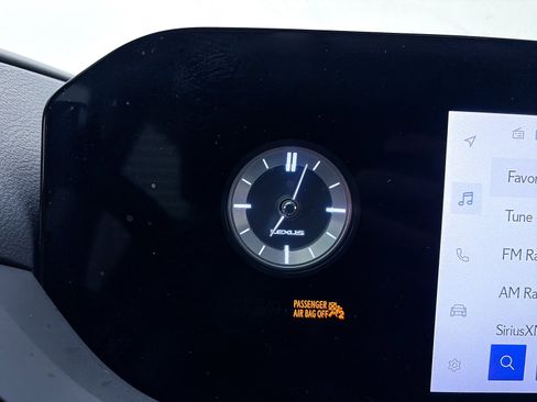 Used 2023 Lexus ES 350 image 22