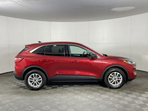 Used 2022 Ford Escape SE w/ Convenience Package image 5